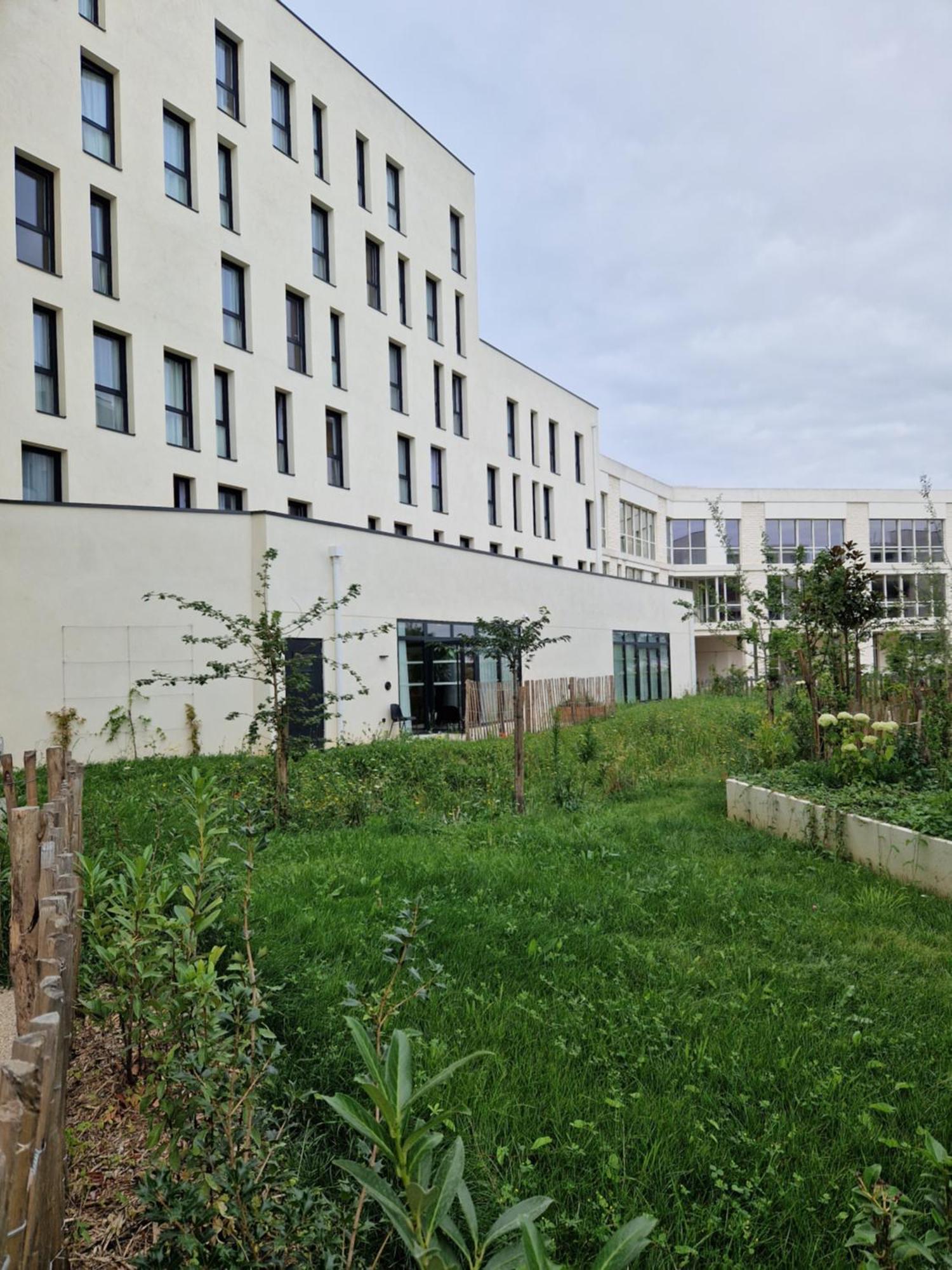Beelodge Hotel Blois Centre Exterior photo